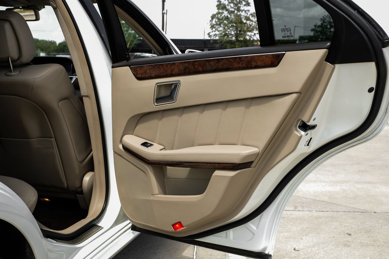 Used 2012 Mercedes-Benz E 350 Sedan image 42