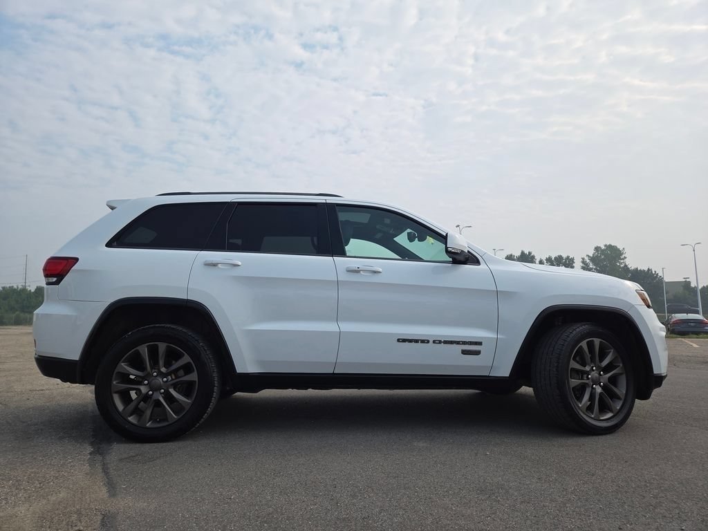 Used 2016 Jeep Grand Cherokee Limited 75th Anniversary AWD/4WD image 26