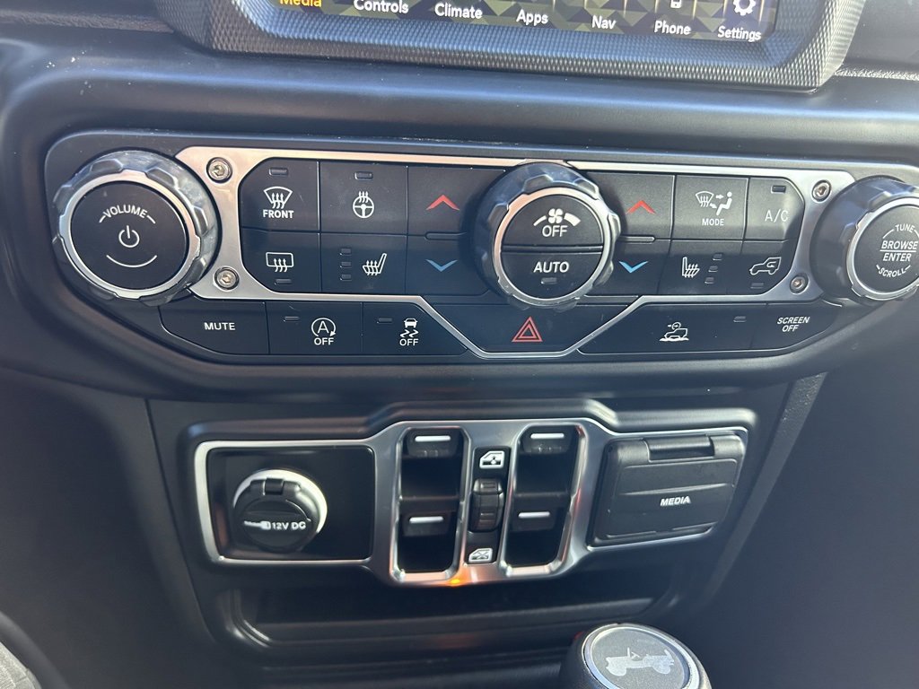 Used 2022 Jeep Wrangler Unlimited Sahara image 23