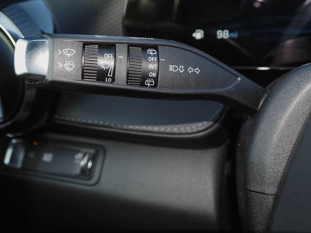 Certified 2026 Chevrolet Equinox LT FWD image 25