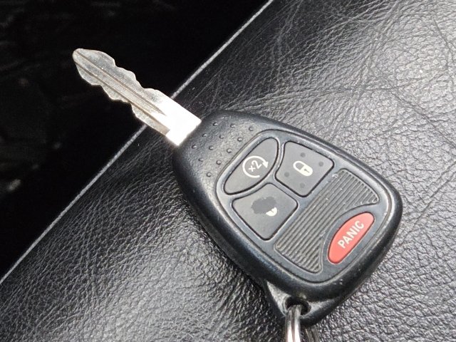 Used 2014 Jeep Wrangler Unlimited Rubicon w/ Connectivity Group image 19