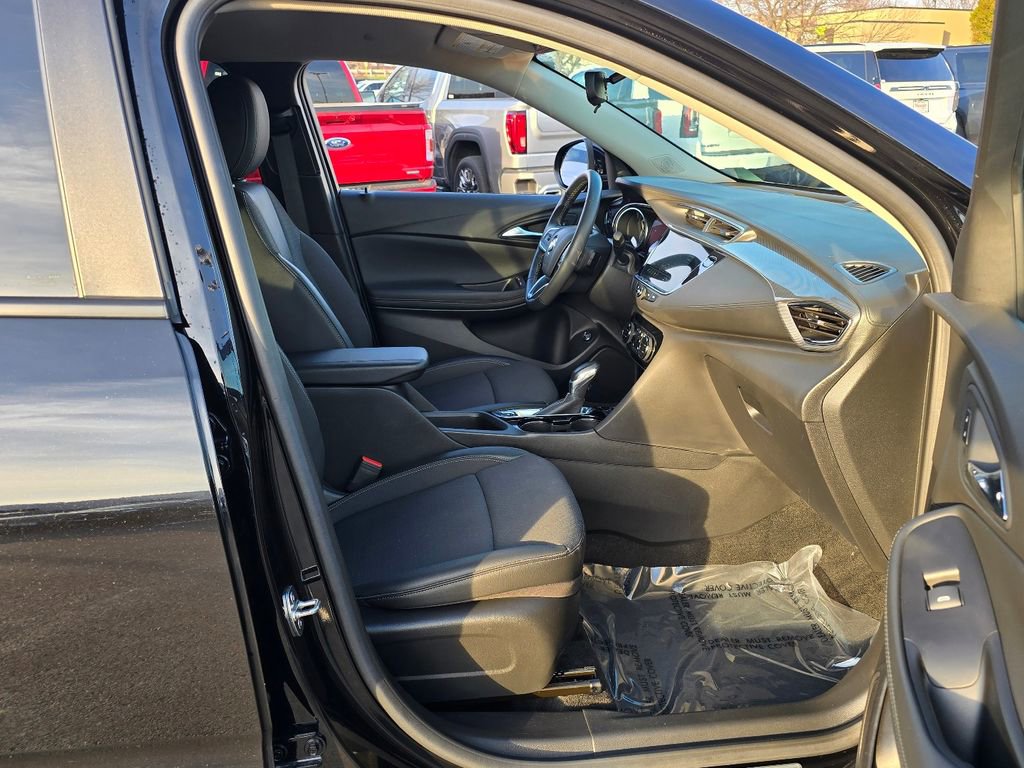 Certified 2023 Buick Encore GX Select w/ Sport Touring Package image 35