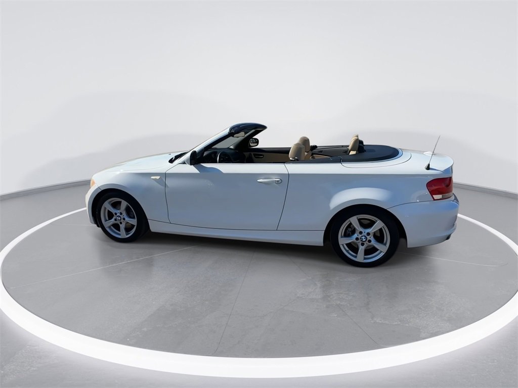 Used 2012 BMW 128i Convertible image 9