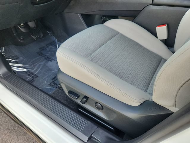 Used 2023 Nissan Rogue SV AWD/4WD image 22