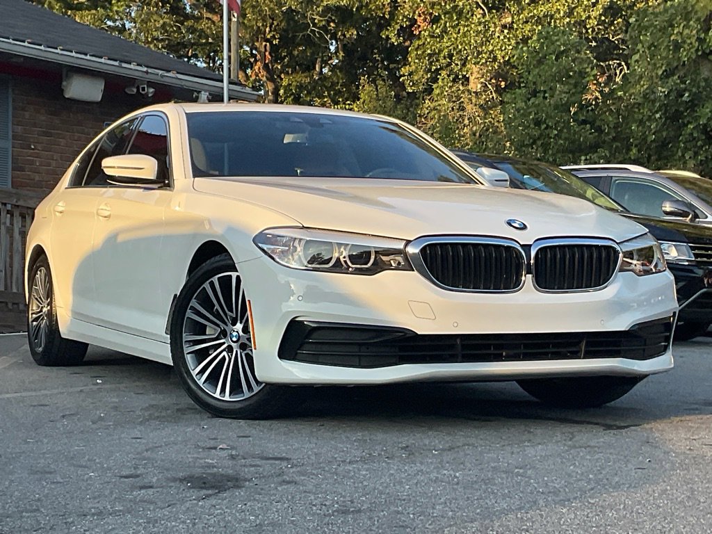 Used 2019 BMW 530i w/ Convenience Package image 3