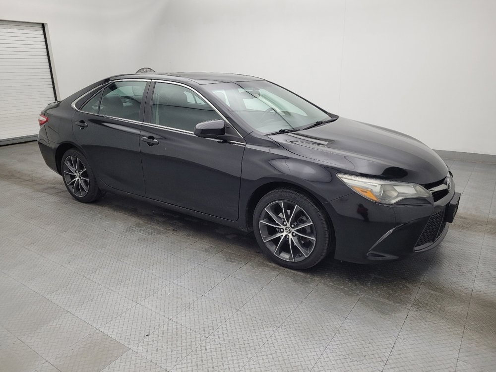 Used 2015 Toyota Camry XSE w/ Moonroof Package image 11