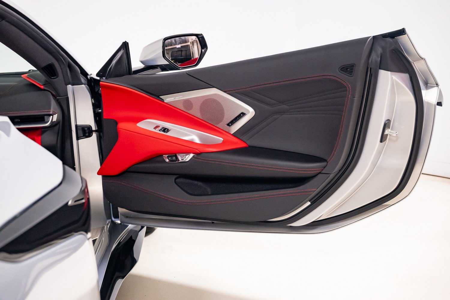 Used 2024 Chevrolet Corvette Z06 RWD image 23