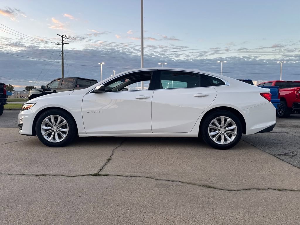 Used 2024 Chevrolet Malibu LT image 2