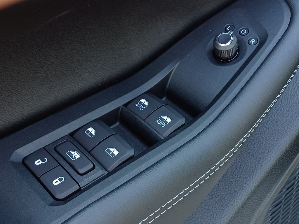 New 2026 Jeep Grand Cherokee L 4WD image 10