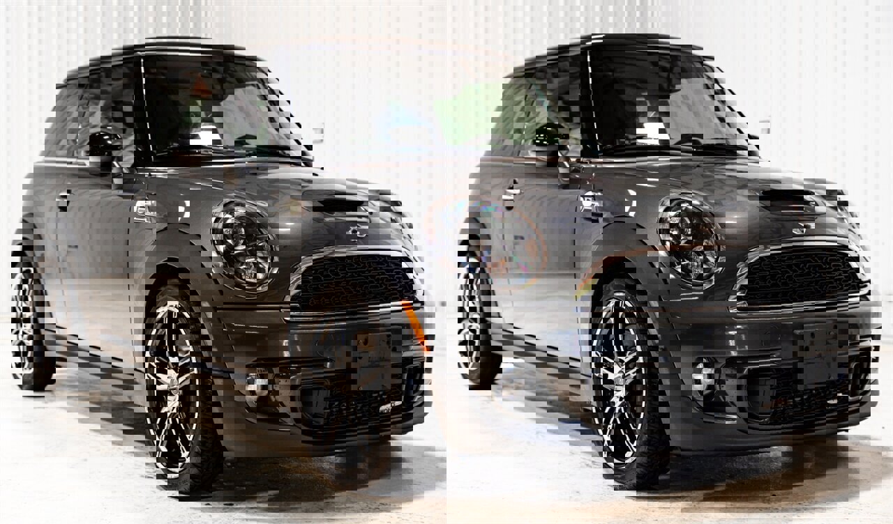 Used 2012 MINI Cooper S image 1