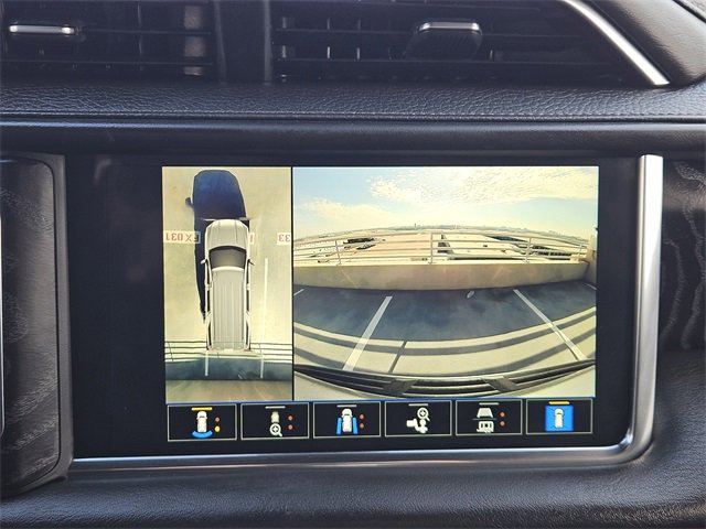 Used 2022 GMC Yukon Denali w/ Denali Ultimate Package image 18