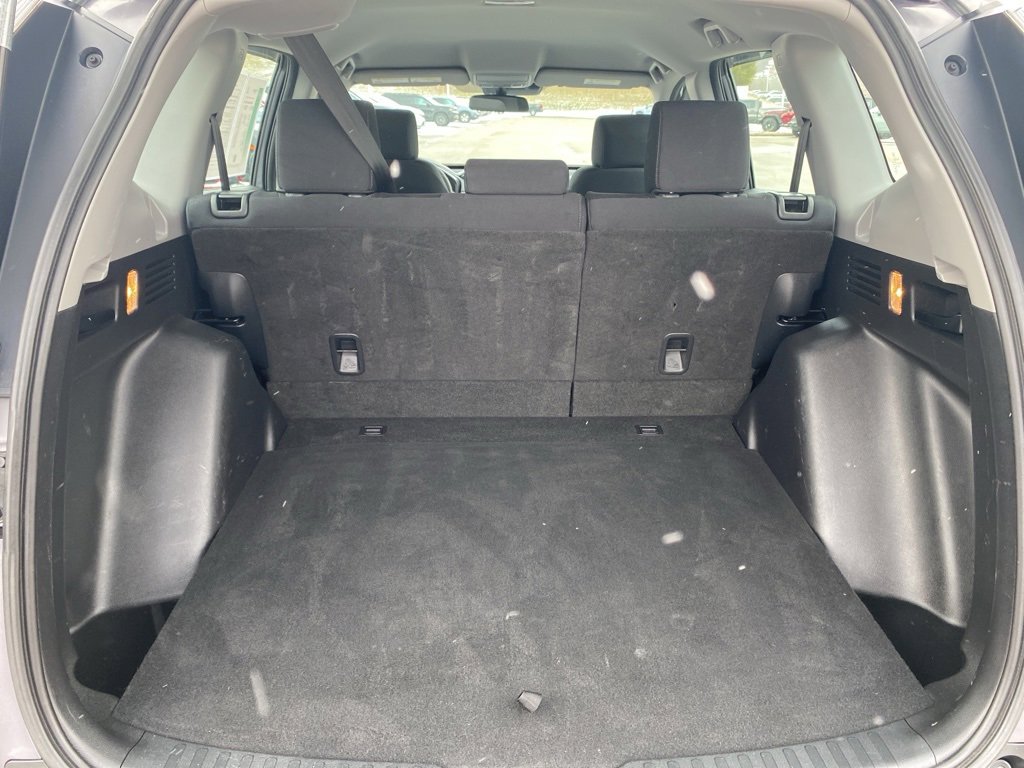 Used 2020 Honda CR-V LX image 16