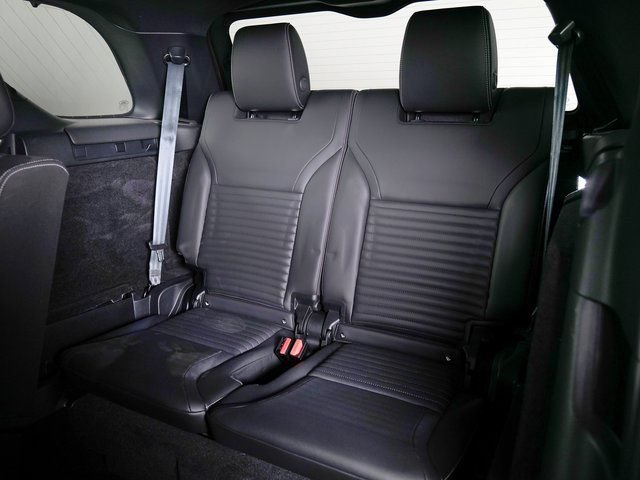 Certified 2025 Land Rover Discovery Dynamic SE AWD/4WD image 22