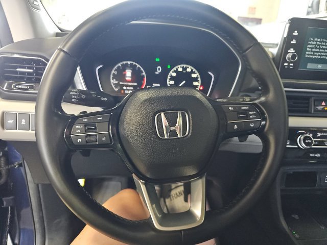 Used 2024 Honda Pilot Touring image 17