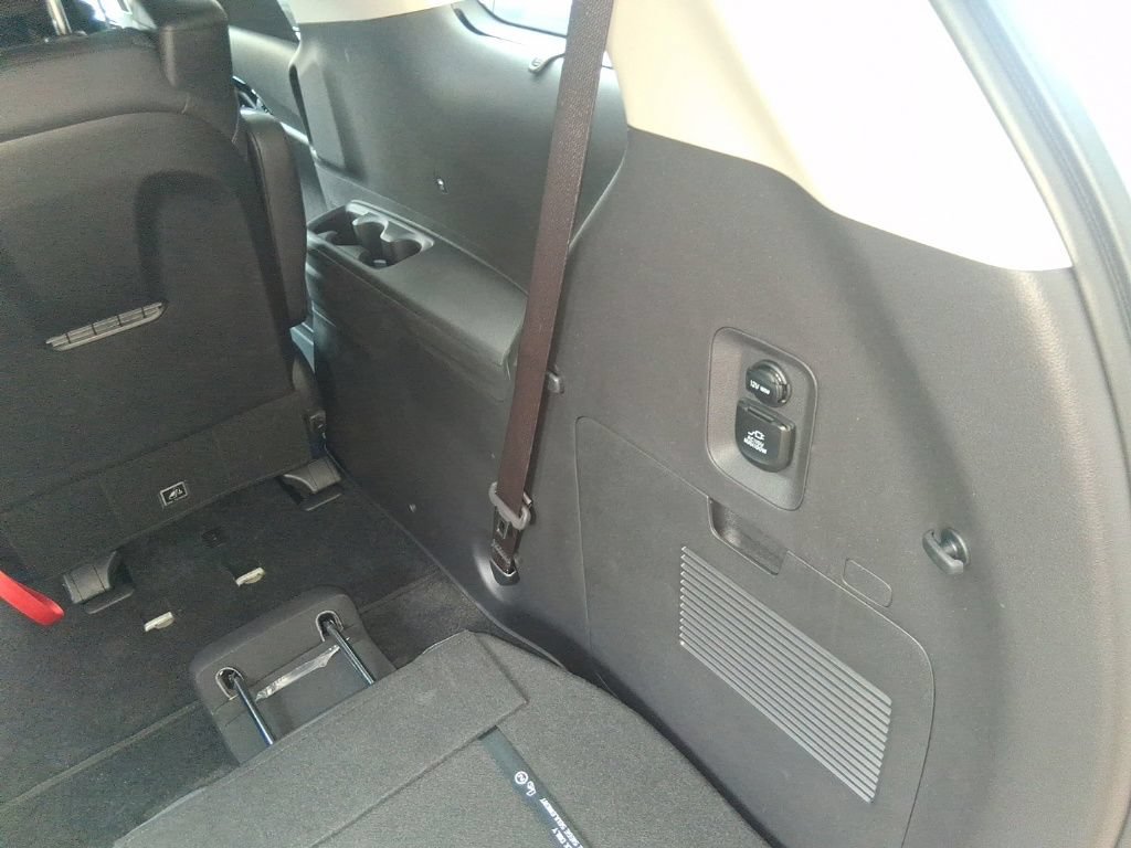 Certified 2025 Kia Carnival SX Prestige FWD image 16