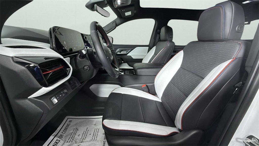 Used 2025 Chevrolet Silverado EV RST image 17