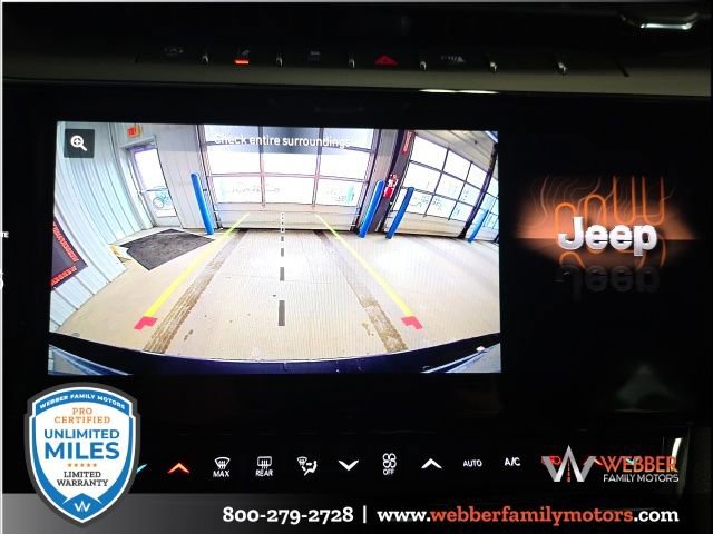New 2026 Jeep Grand Cherokee Altitude image 23