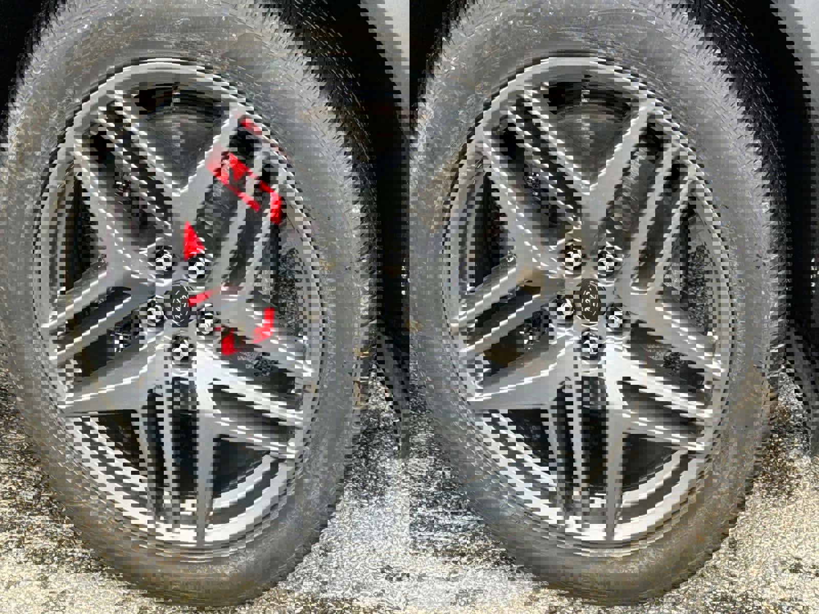 Used 2025 Ford Explorer ST-Line w/ ST-Line Street Pack image 7