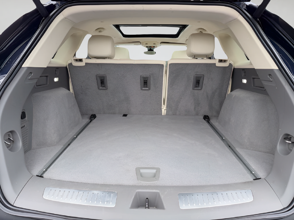 Used 2021 Cadillac XT5 Premium Luxury FWD image 27