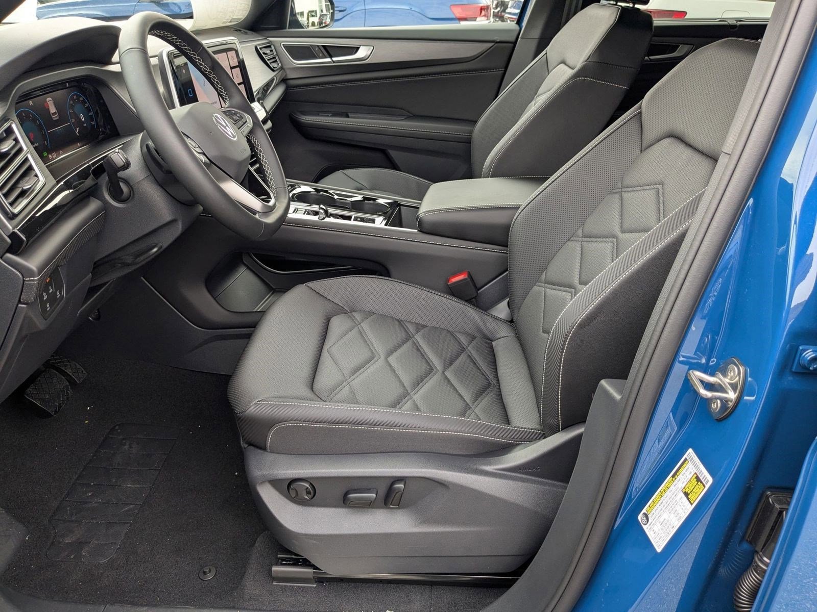 New 2025 Volkswagen Atlas Cross Sport SE image 14