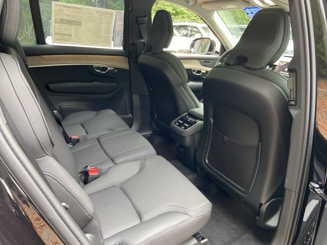 New 2026 Volvo XC90 B6 Plus AWD/4WD image 16