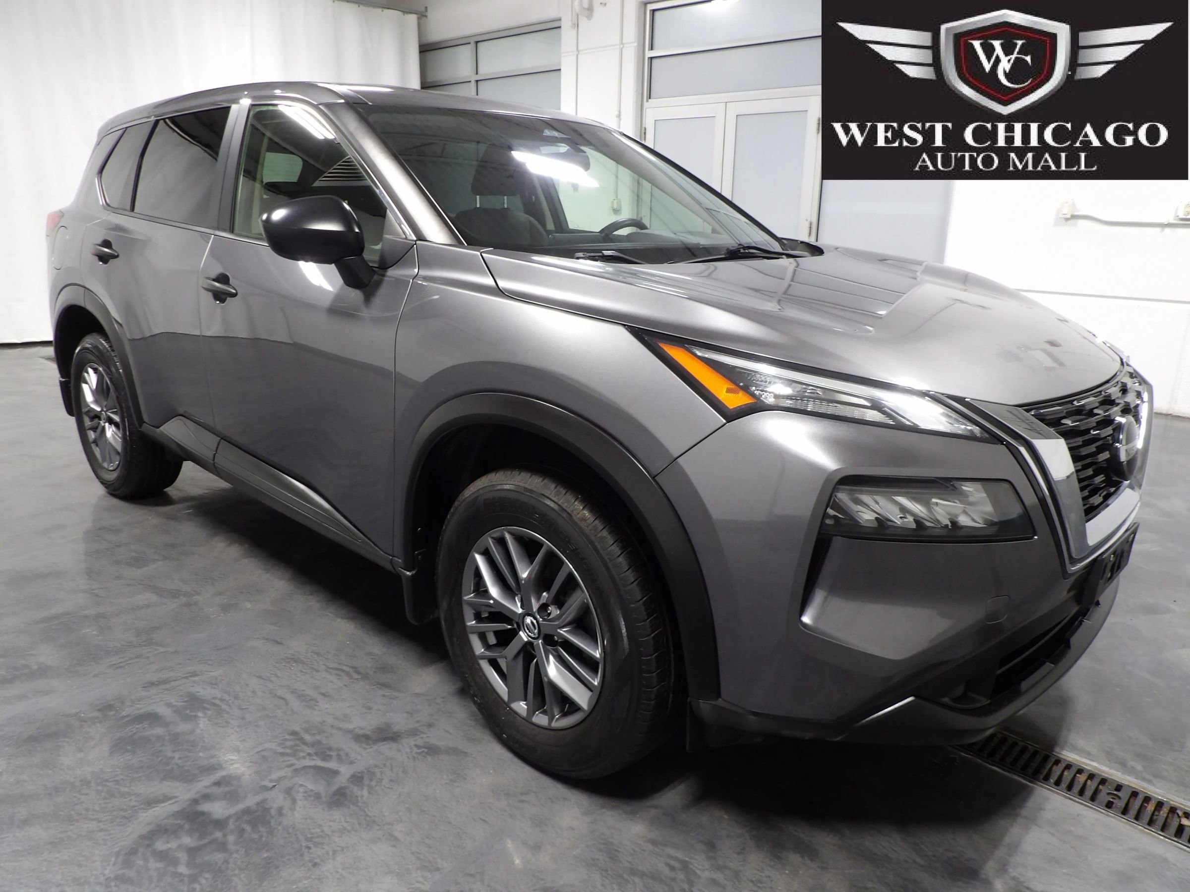 Used 2021 Nissan Rogue S AWD/4WD image 1