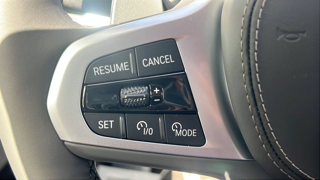 New 2026 BMW X5 xDrive40i w/ M Sport Package AWD/4WD image 20