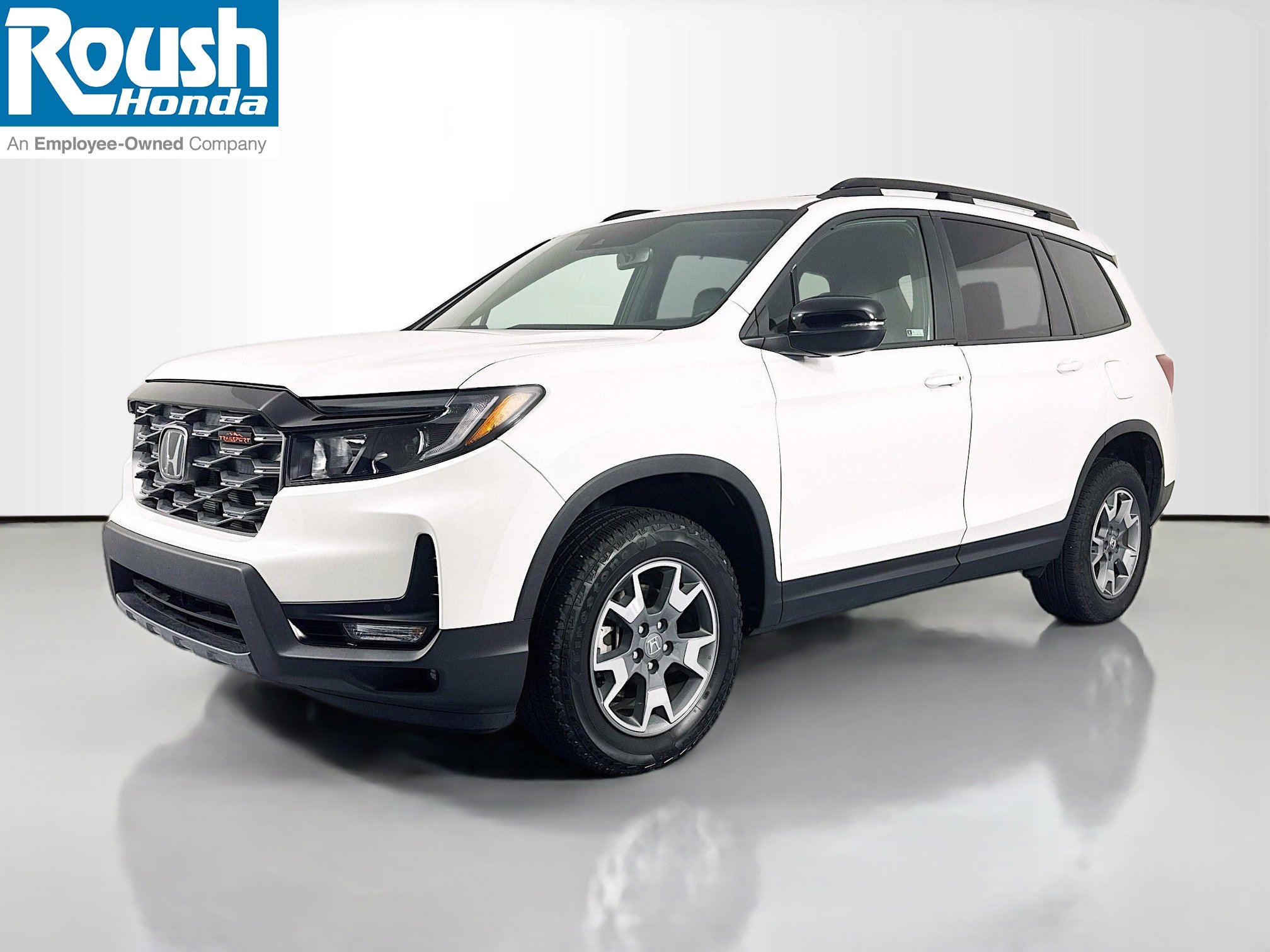 Certified 2023 Honda Passport TrailSport image 1