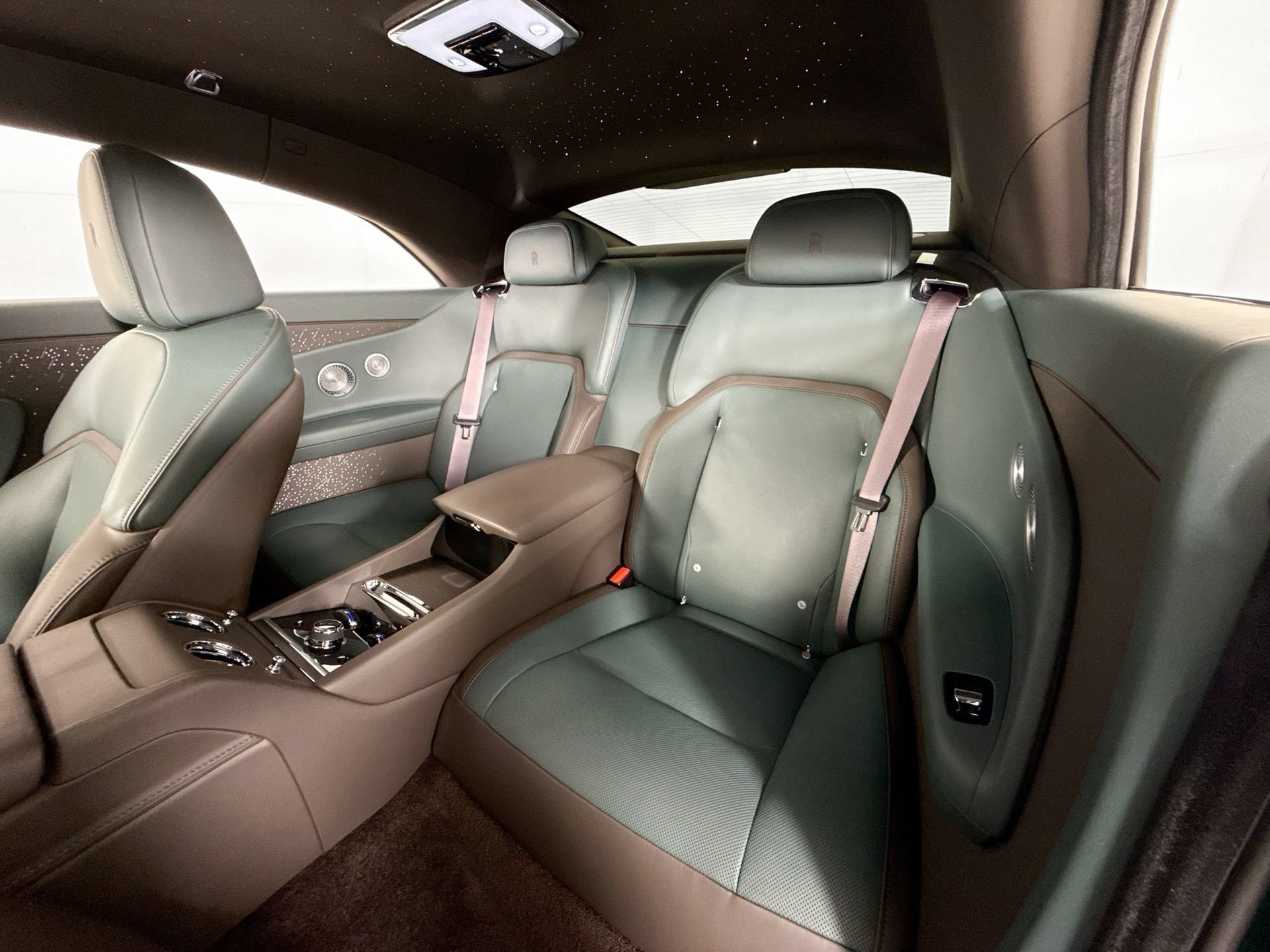 Used 2025 Rolls-Royce Spectre w/ Spectre Launch Package AWD/4WD image 19