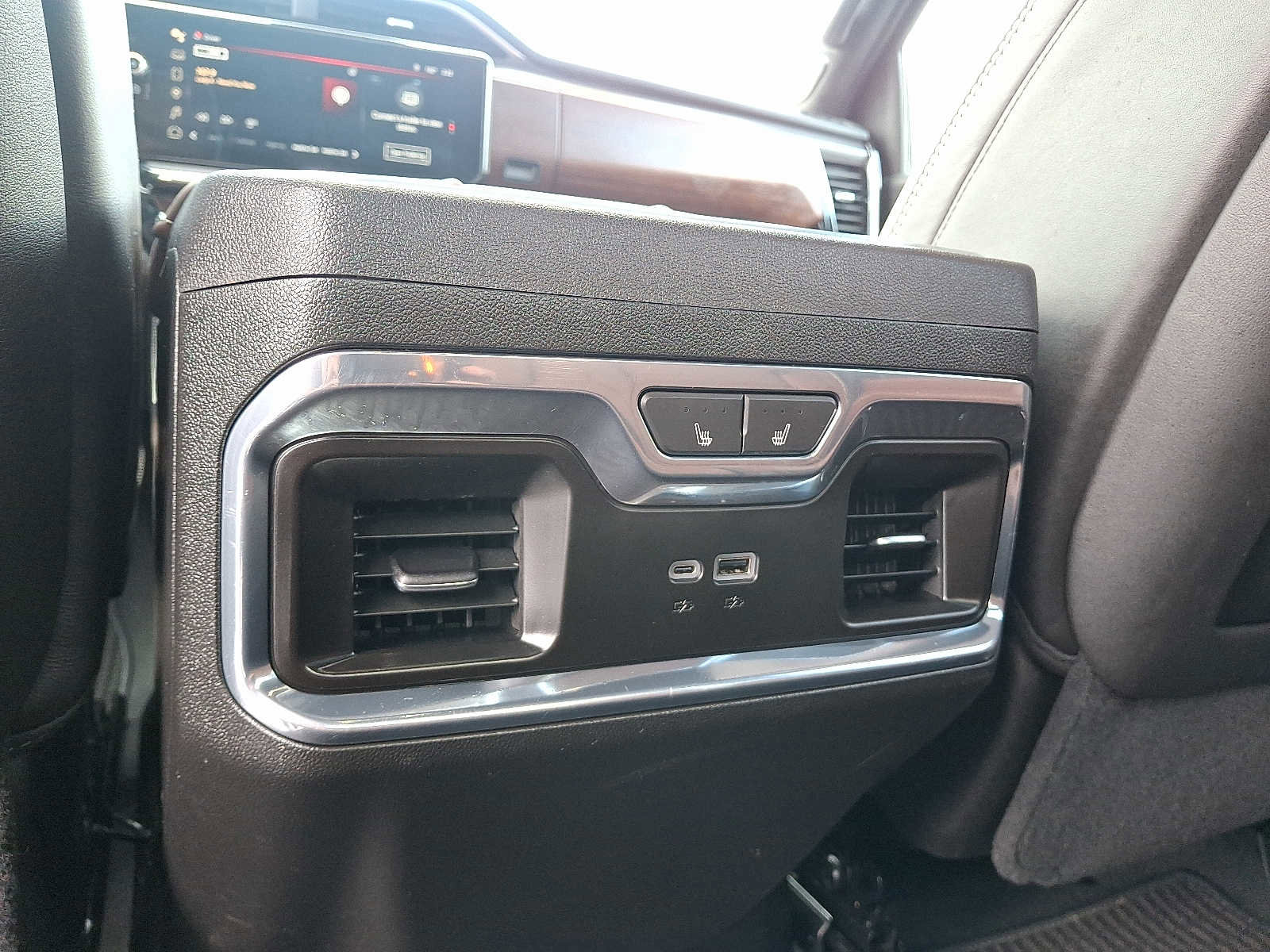 Used 2024 GMC Sierra 1500 Denali Ultimate image 12