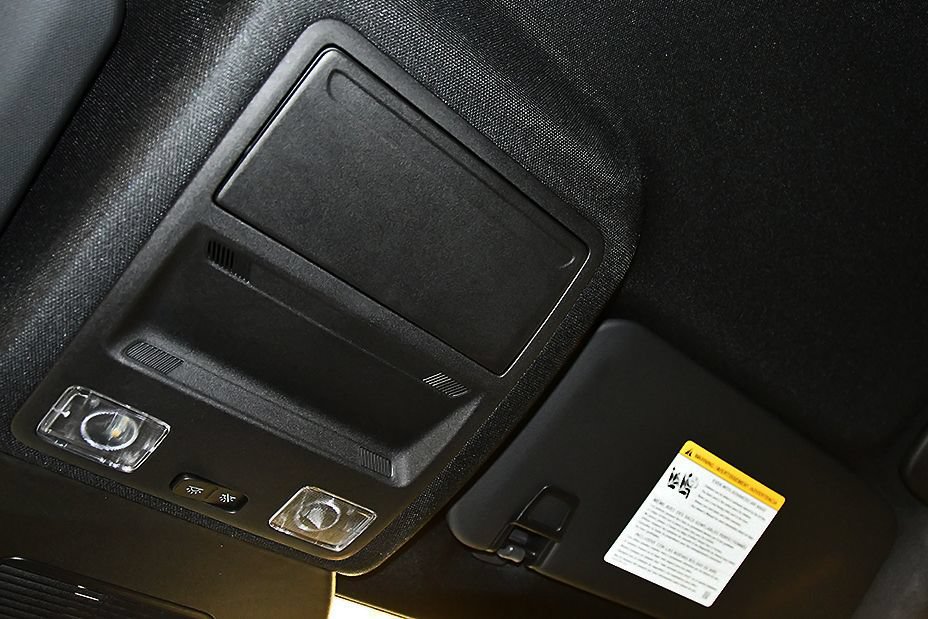 Used 2024 Ford Escape ST-Line w/ Tech Pack #1 AWD/4WD image 26