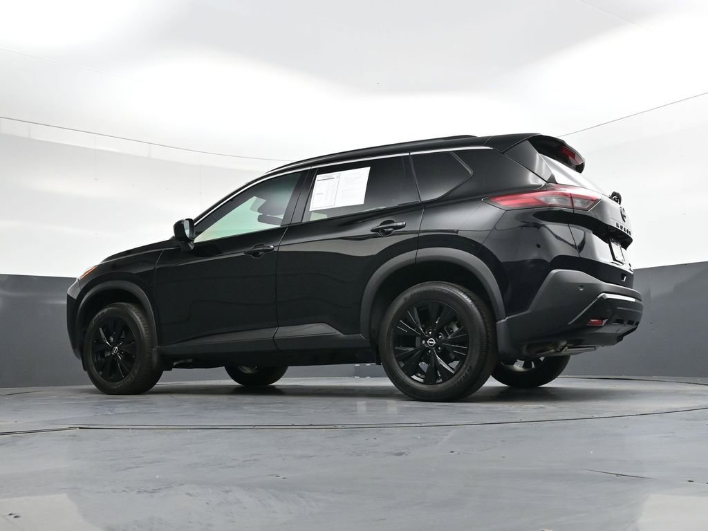 Used 2023 Nissan Rogue SV w/ SV Premium B Package image 38