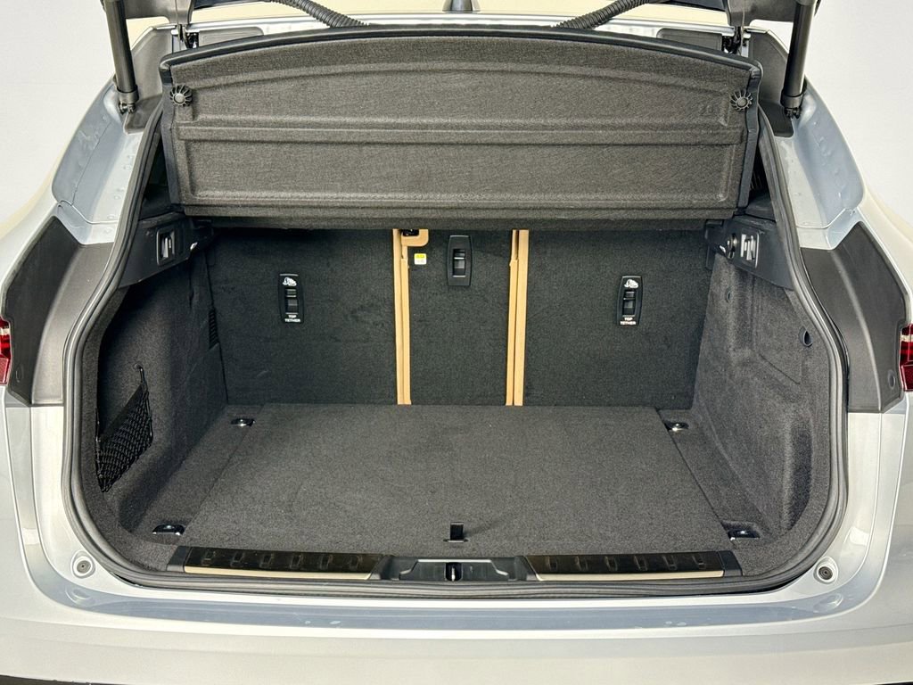 Used 2021 Jaguar F-PACE S image 26