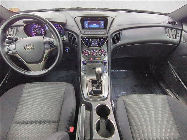 Used 2016 Hyundai Genesis 3.8 RWD image 19