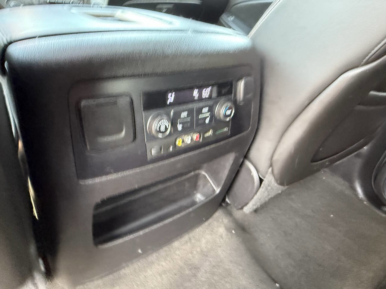 Used 2015 GMC Yukon XL Denali w/ Open Road Package image 22