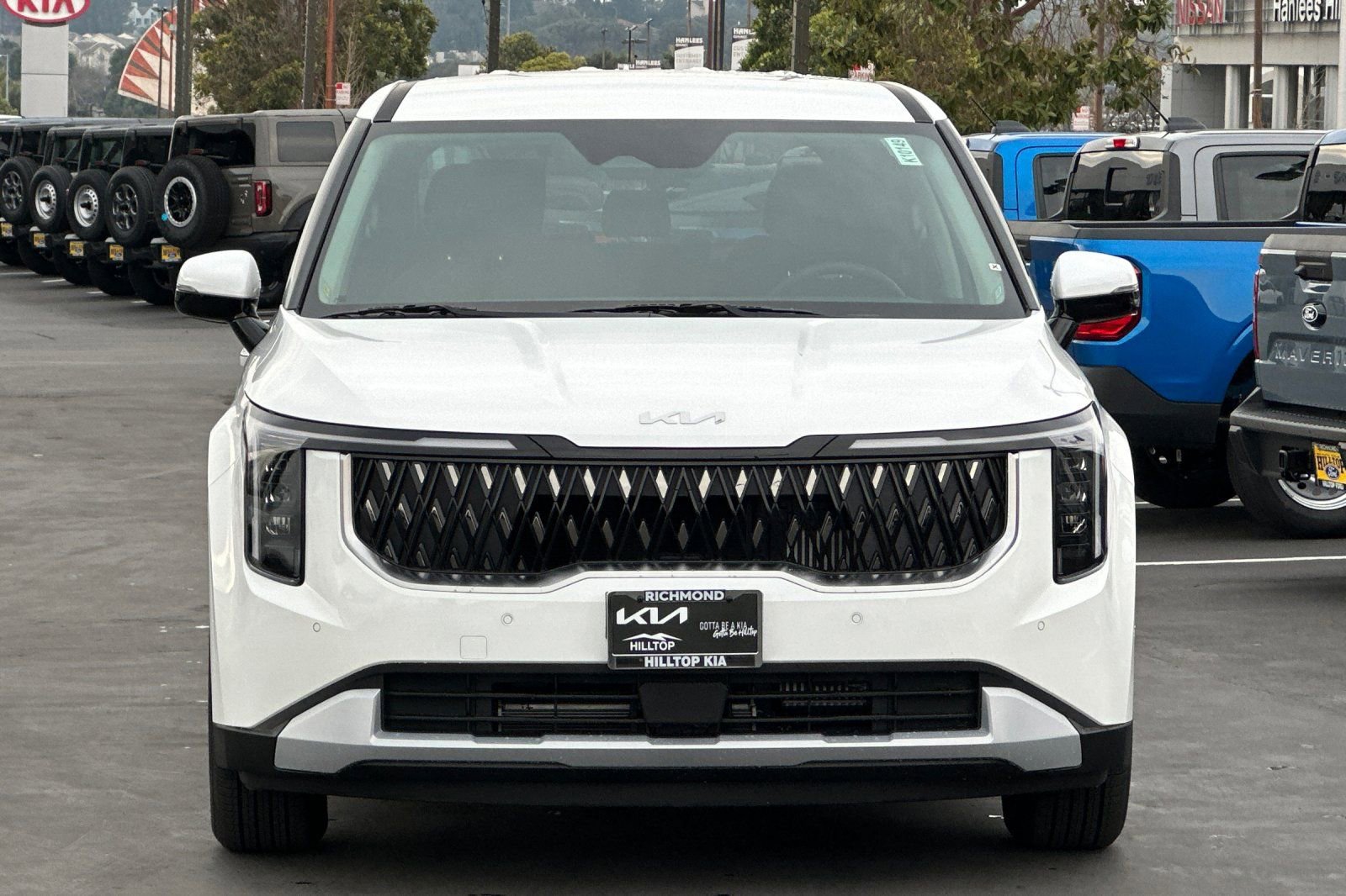 New 2026 Kia Carnival LXS image 9