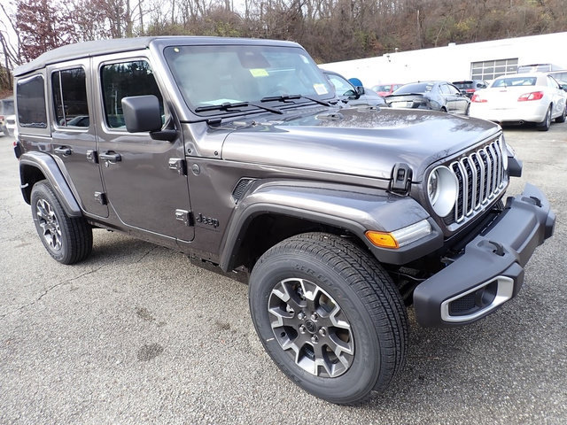 New 2026 Jeep Wrangler Unlimited Sahara w/ Safety Group AWD/4WD image 9