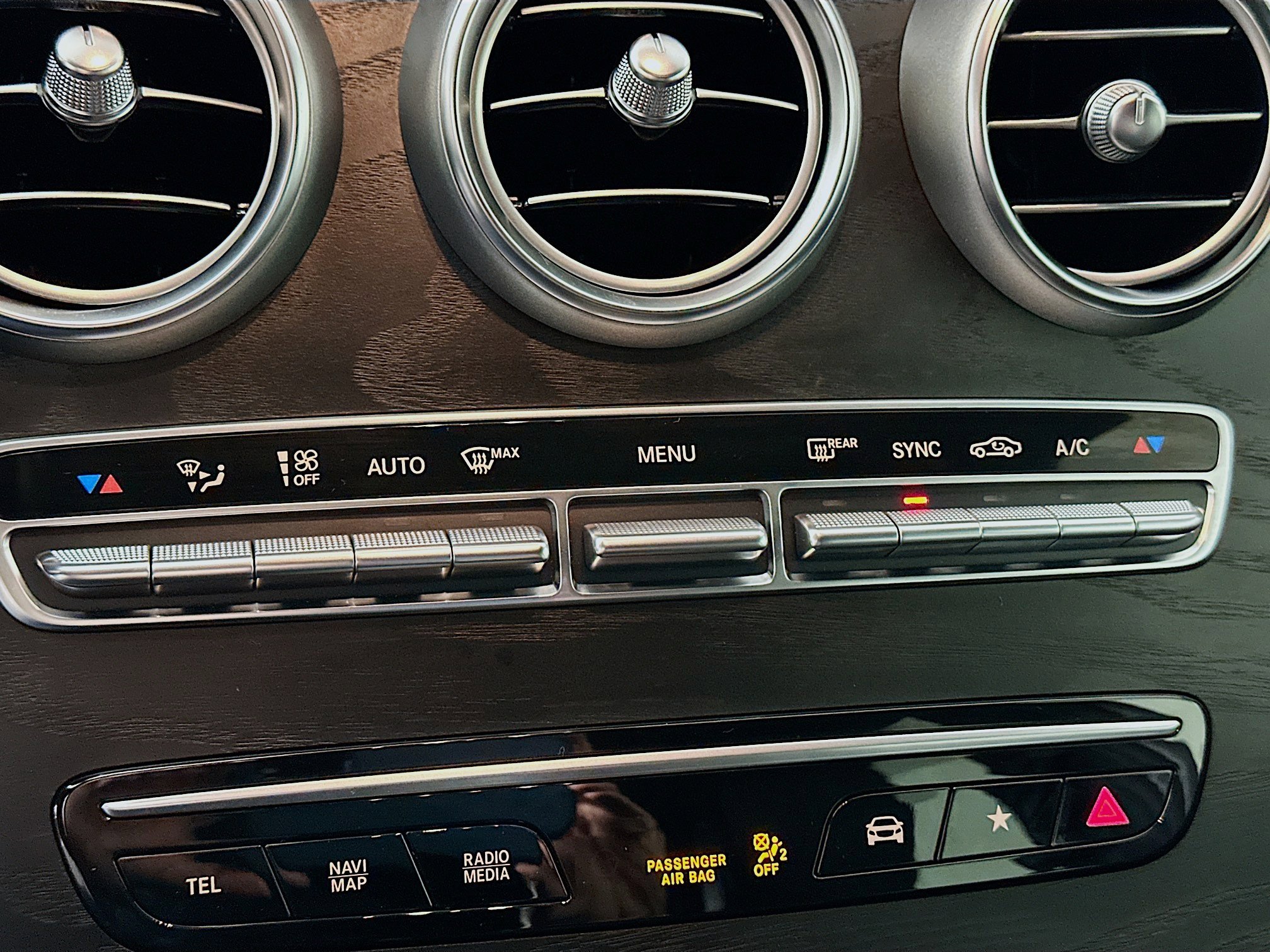 Used 2022 Mercedes-Benz GLC 300 image 23