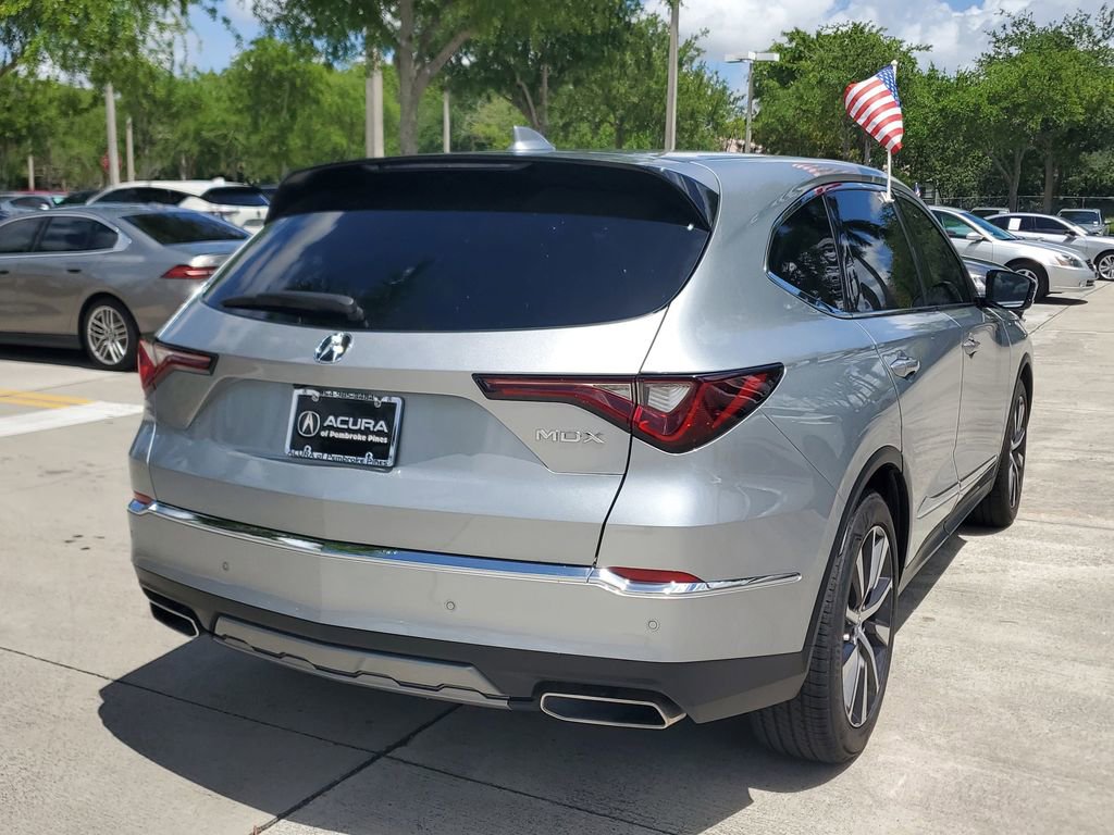 Used 2026 Acura MDX w/ Technology Package image 7