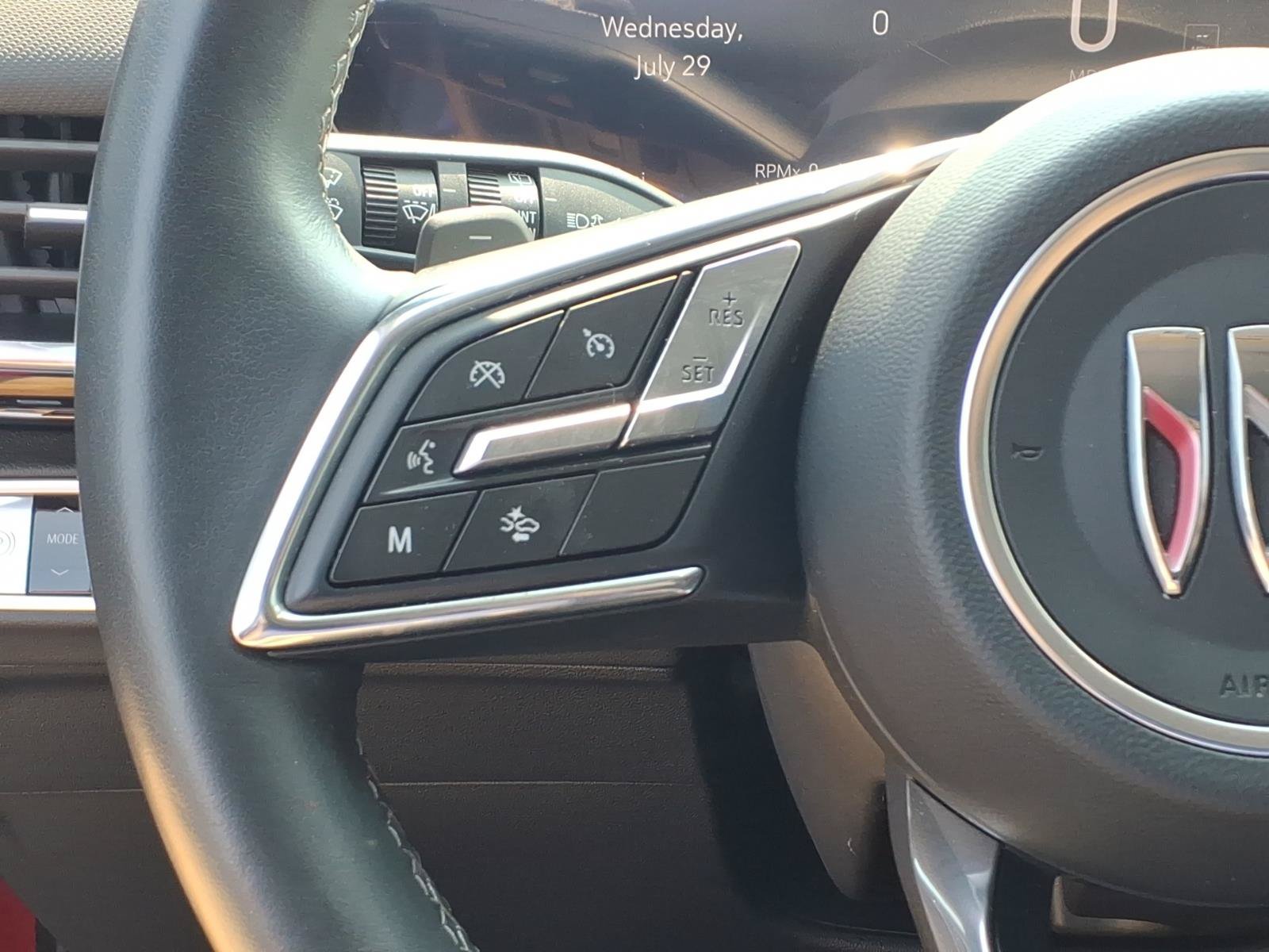 Used 2025 Buick Envision Preferred AWD/4WD image 17
