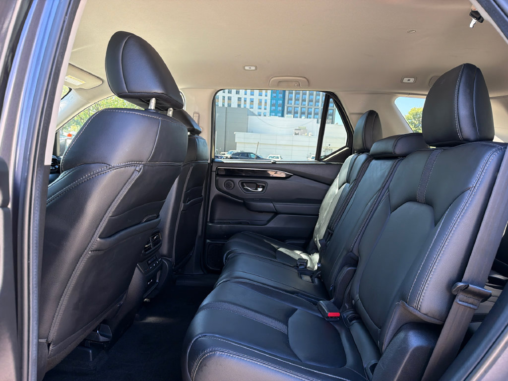 Used 2025 Honda Pilot EX-L image 20