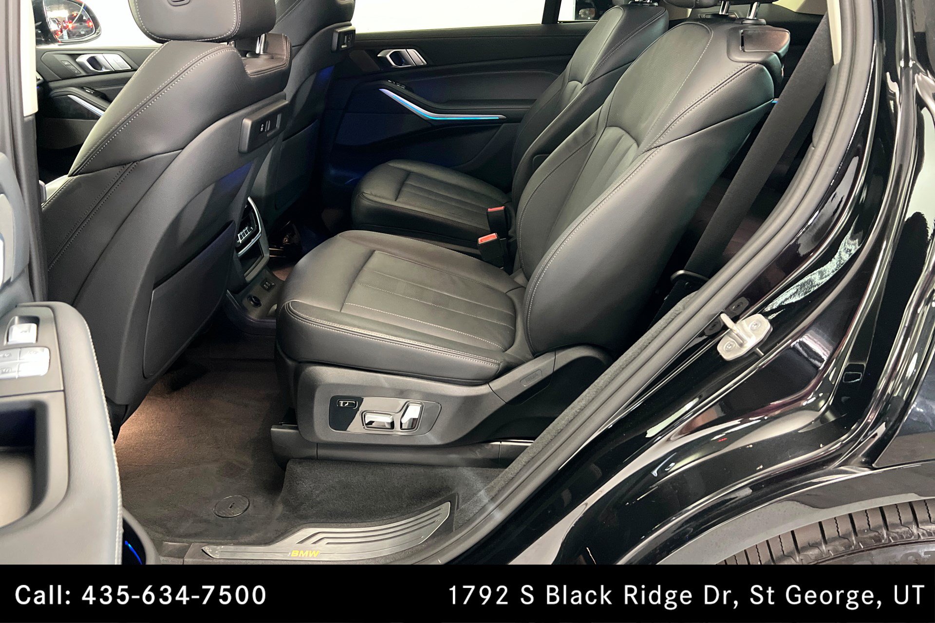 Used 2021 BMW X7 xDrive40i w/ Premium Package AWD/4WD image 21