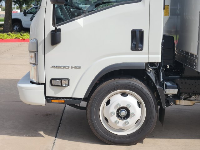 New 2024 Chevrolet Low Cab Forward RWD image 14