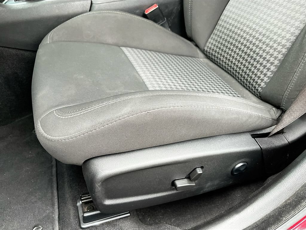 Used 2021 Dodge Charger GT w/ Blacktop Package RWD image 18