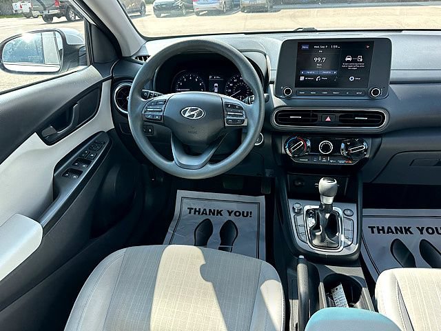 Used 2023 Hyundai Kona SEL AWD/4WD image 16