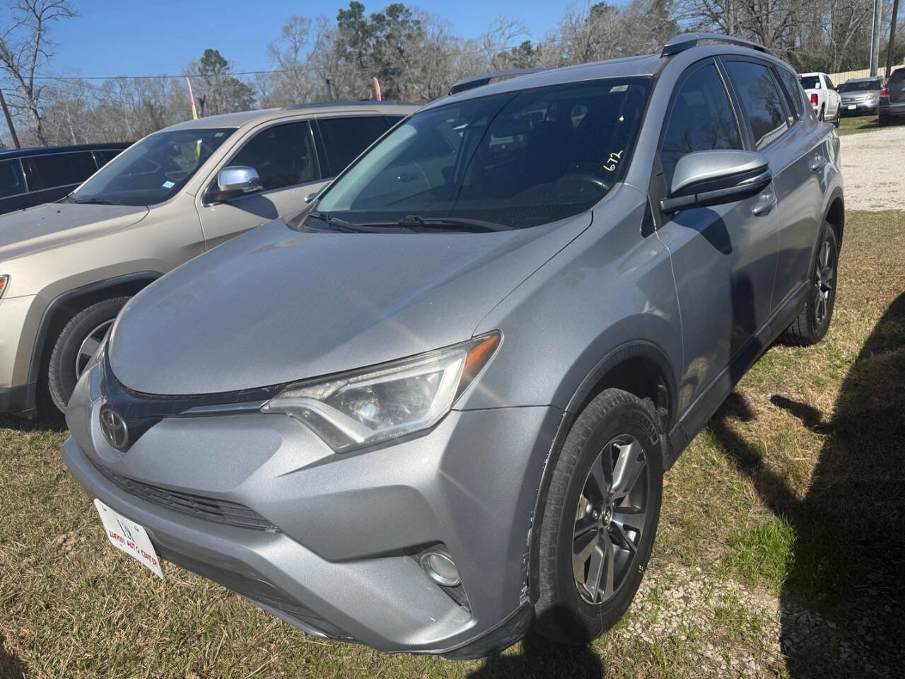 Used 2017 Toyota RAV4 XLE image 2