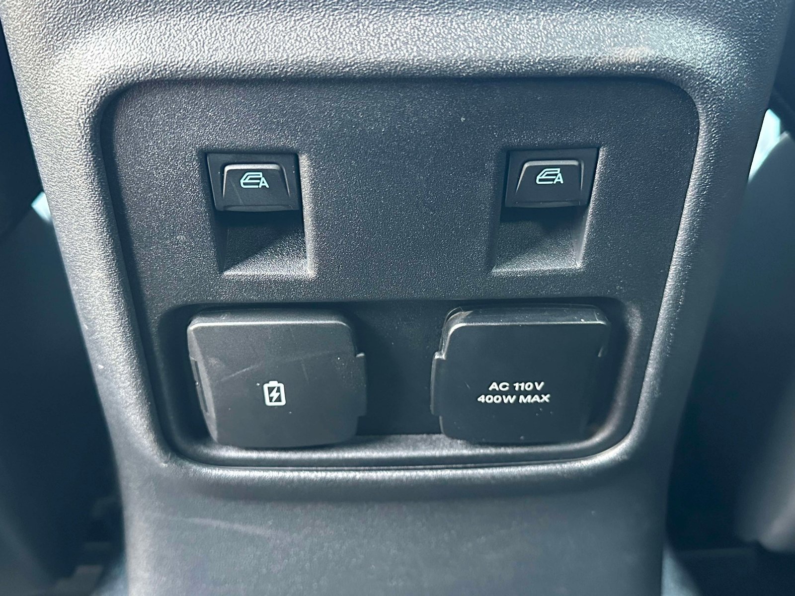 Used 2024 Ford Bronco Everglades image 31