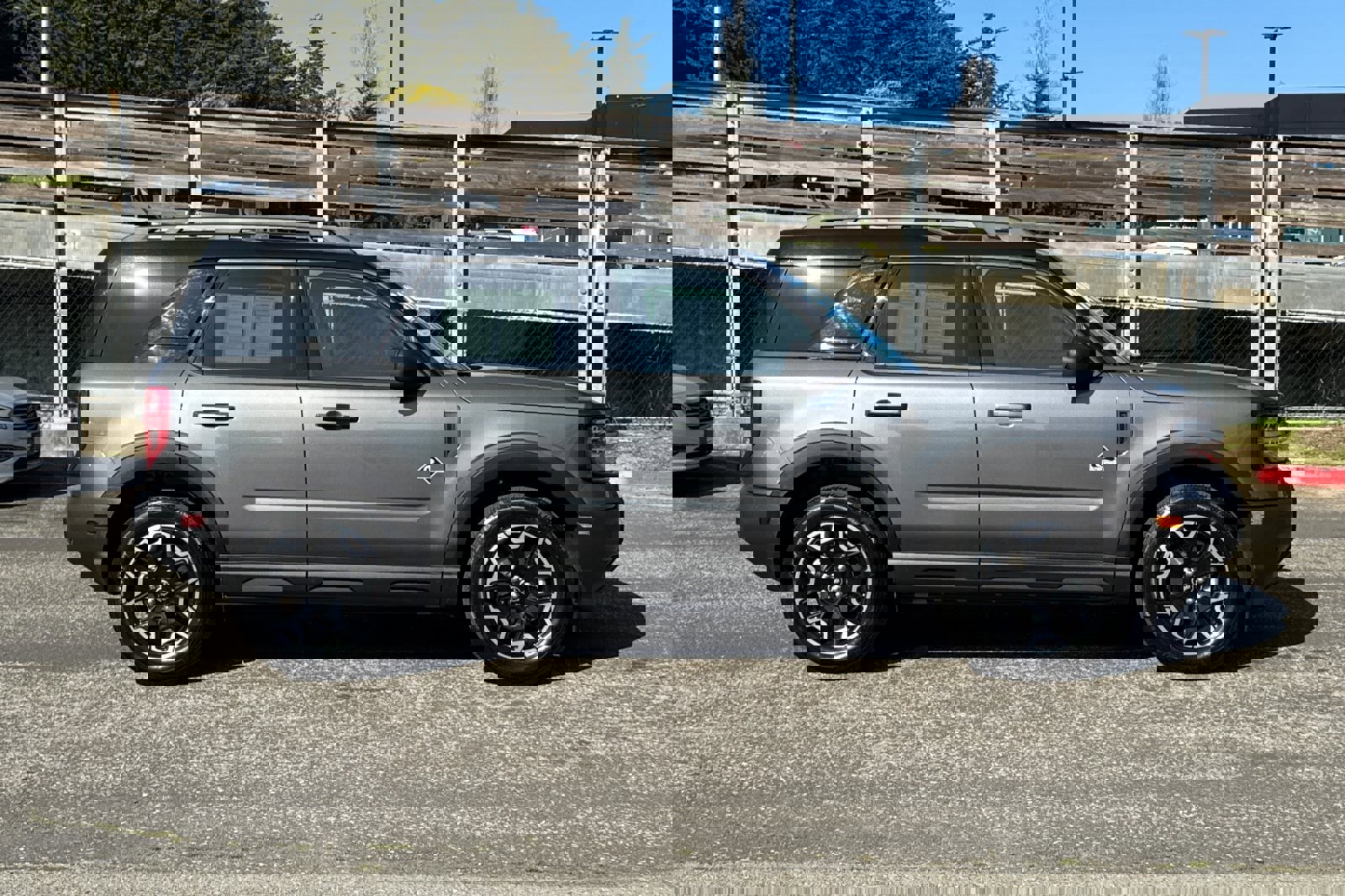 Certified 2025 Ford Bronco Sport Outer Banks w/ Outer Banks Tech Package+ image 3