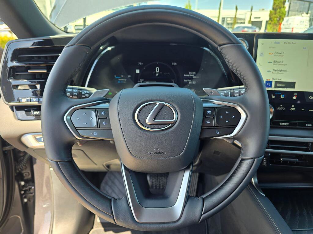 Used 2026 Lexus RX 350 w/ Convenience Package AWD/4WD image 16