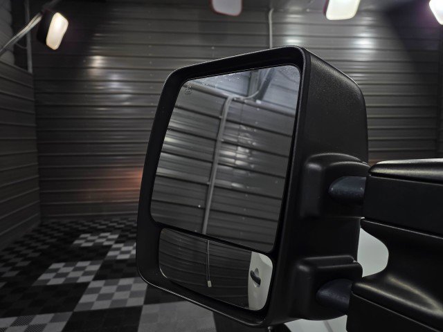 Used 2018 Nissan NV 2500 SV w/ Navigation Package image 27